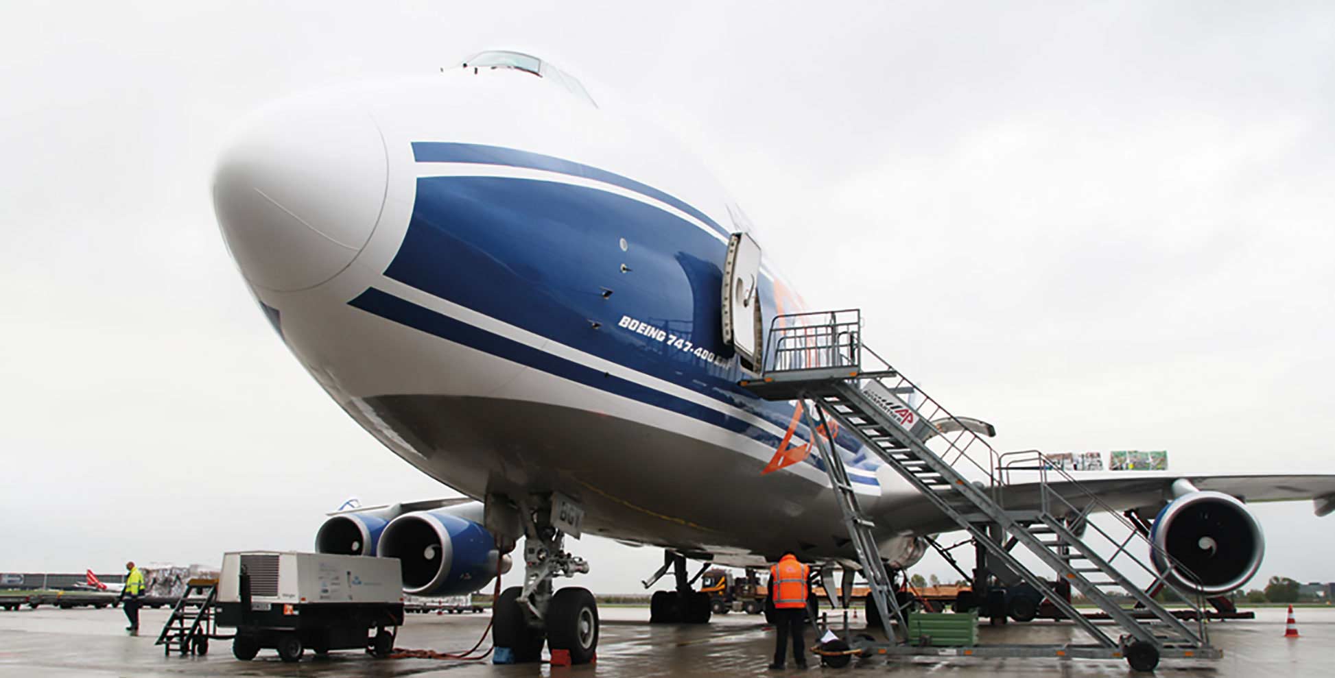 Loading of air freight